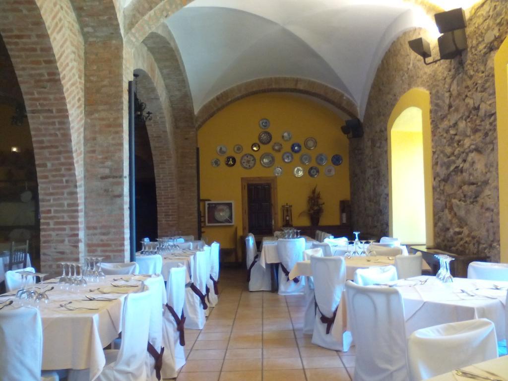 Hotel Hospederia Del Santuario De La Pena De Francia El Cabaco Exterior foto